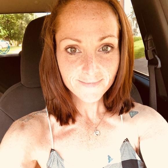 Meet your Posher, Cassandra - Picture 8 of 8